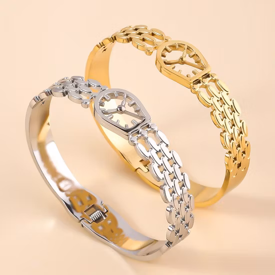 防水 18K メッキステンレス鋼ジュエリー薄いツイストオープニングバングル